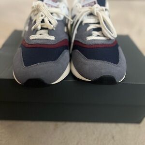 NEW BALANCE 997H SNEAKERS